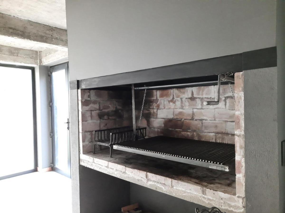 Casa De Invitados Con Parrilla Y Horno A Lena Ushuaia Zewnętrze zdjęcie